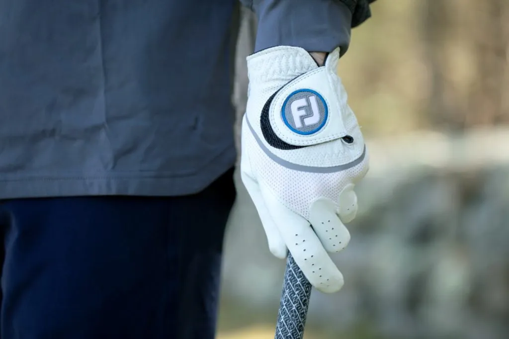 Golf Groomsmen Golf ideas-gloves